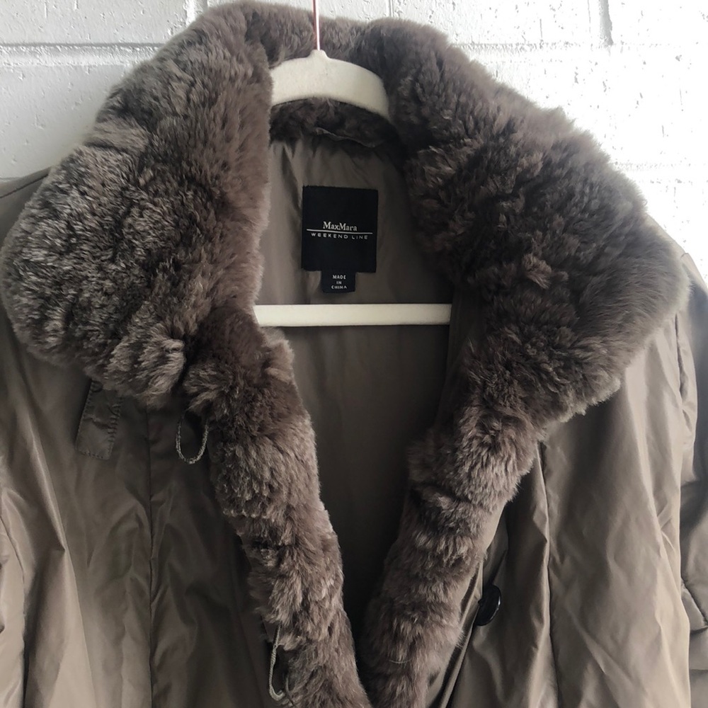 Rare Weekend MaxMara Rabbit Fur Trim Down Coat - Picture 1 of 7